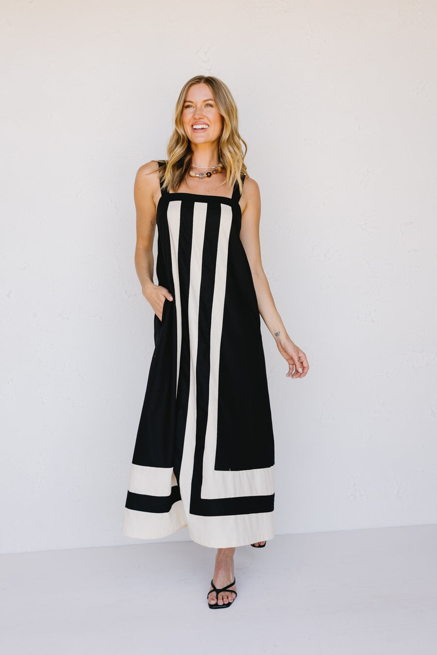 black-linen-maxi-dress-3.jpg