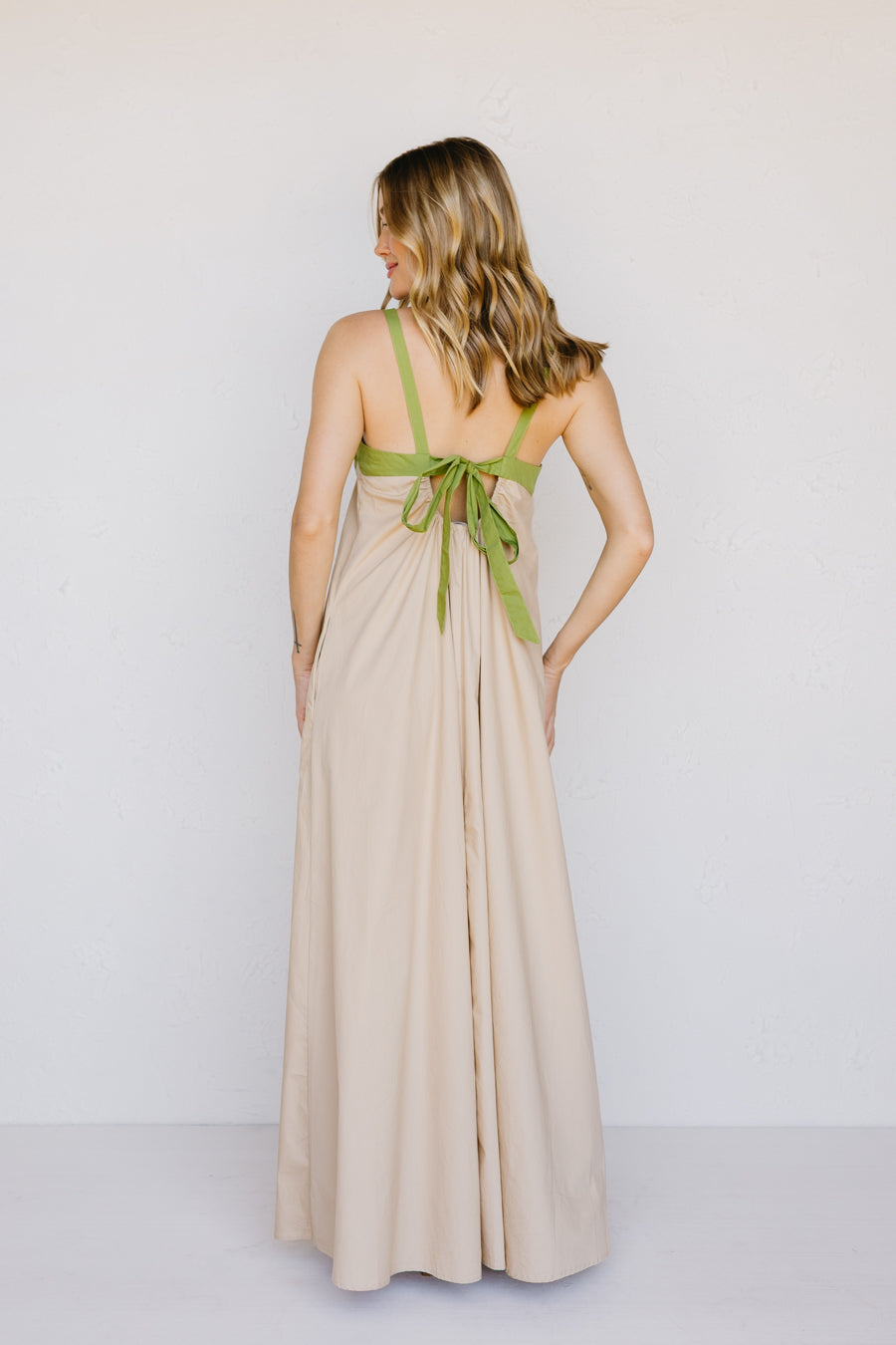 green-linen-maxi-dress-9.jpg